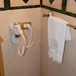 Queen's Luxurious House 3*