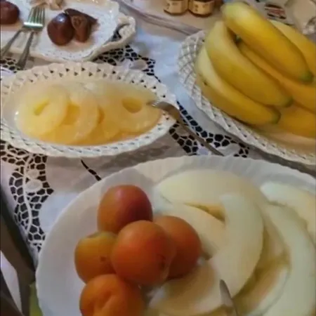 Queen's Luxurious House Bed and breakfast 3*