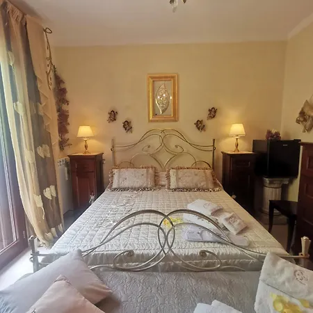 Queen's Luxurious House Gallipoli