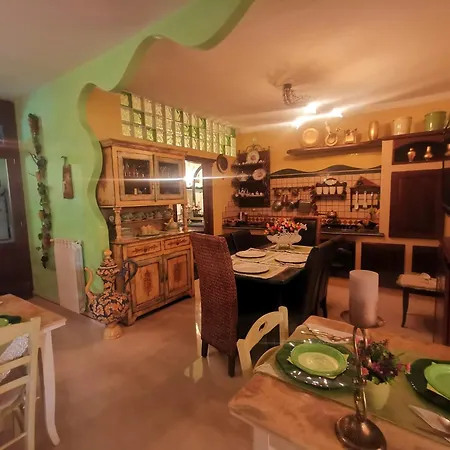 Queen's Luxurious House Gallipoli