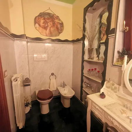 Queen's Luxurious House Gallipoli