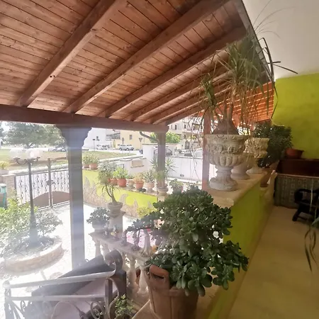 Queen's Luxurious House Gallipoli